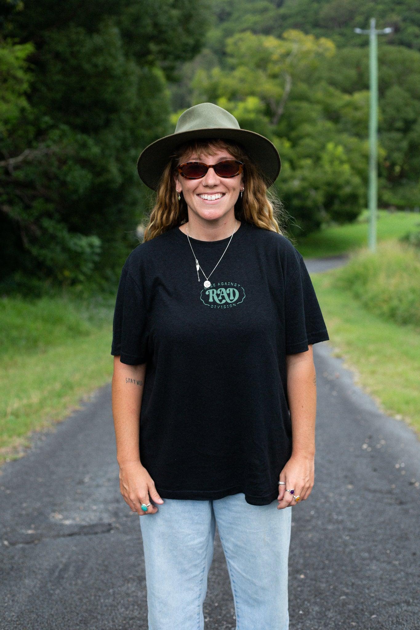 70's Surf Logo Tee - Rise Against Division